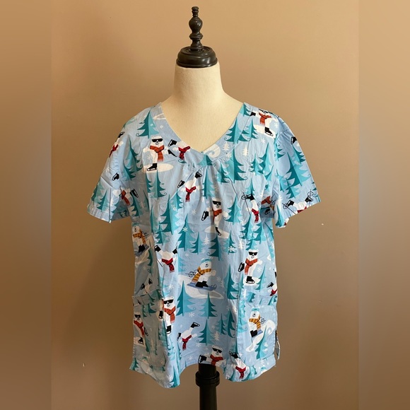 Bundle of 3 scrub suit tops - Picture 8 of 12